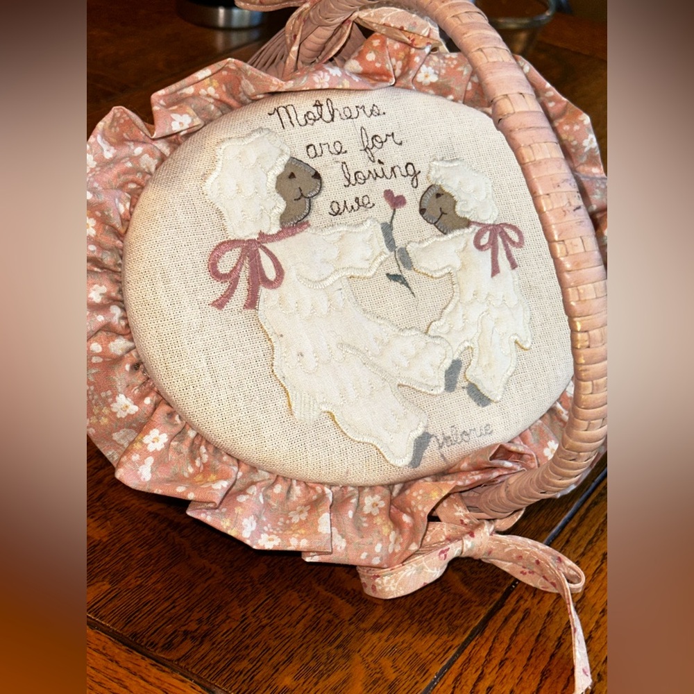 Vintage Folk Art Basket w/ Lid Sewing Storage Lambs Mother’s Love Appliqué